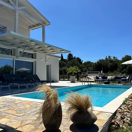 Casa Kefy Pesádha